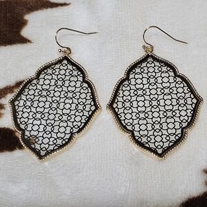 Filigree Exotic Morocco Earrings - New